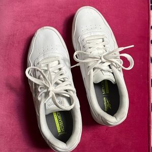 Reebok women’s Memorytech Footbed tennis shoe